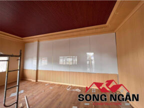 Báo Giá Thi Công Tấm Nhựa Ốp Tường Giá Rẻ, Chuyên Nghiệp | Thi Công Song Ngân